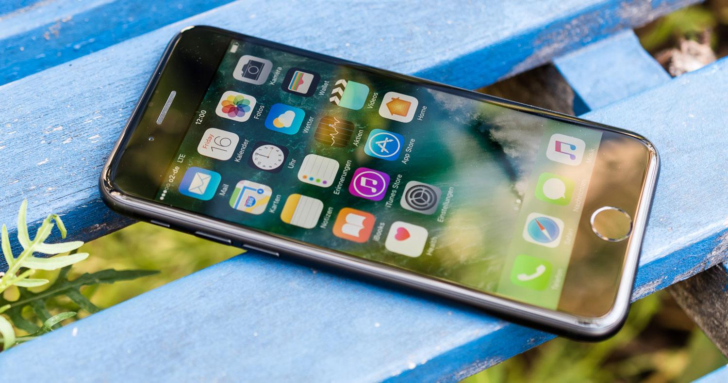 مقایسه سرعت بوت آیفون 7 در iOS 10.3.3 و iOS 11